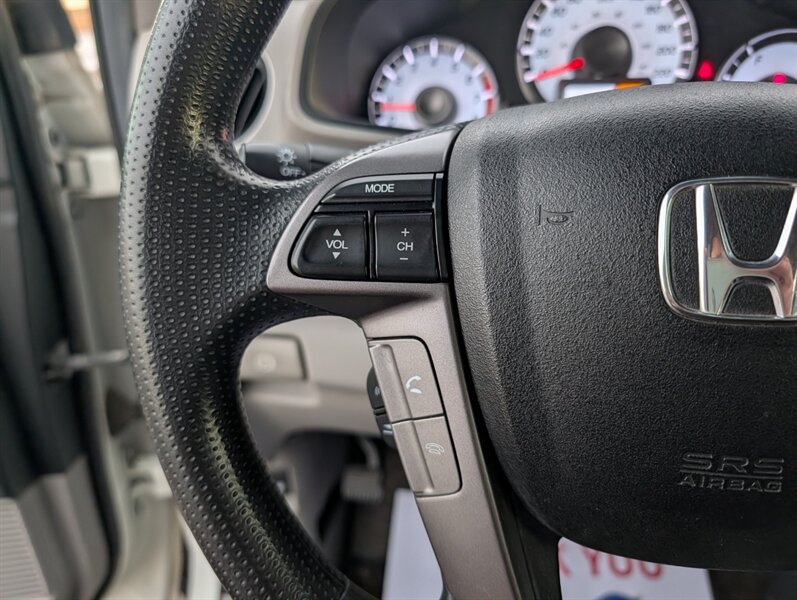 2013 Honda Pilot LX - Photo 21 - Calgary, AB T2B 2Y9