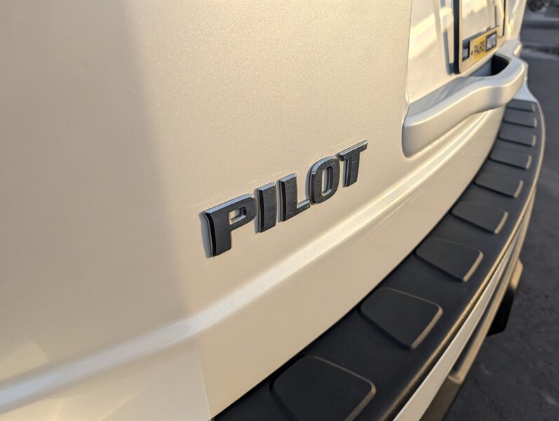 2013 Honda Pilot LX - Photo 33 - Calgary, AB T2B 2Y9