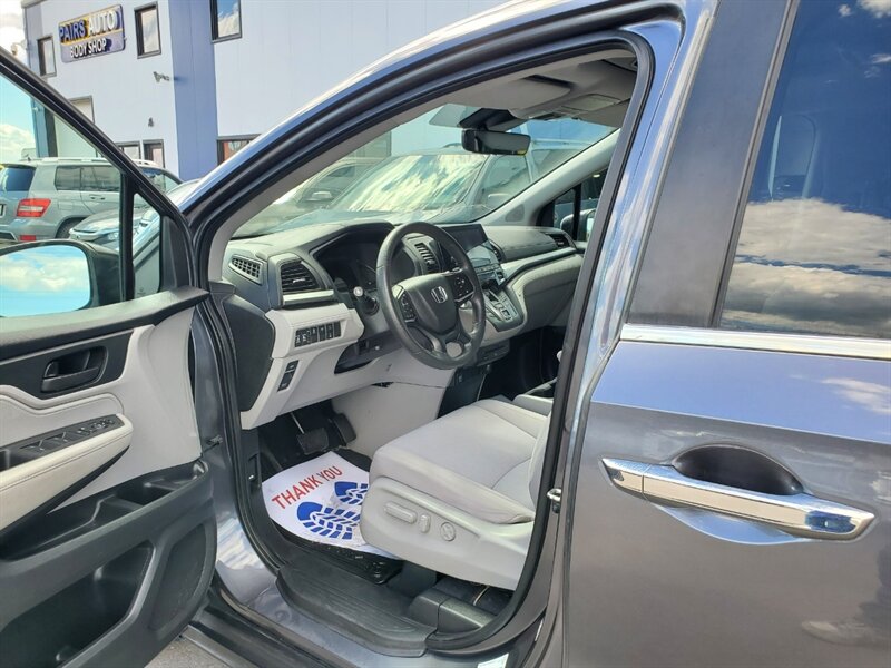 2018 Honda Odyssey EX - Photo 8 - Calgary, AB T2B 2Y9