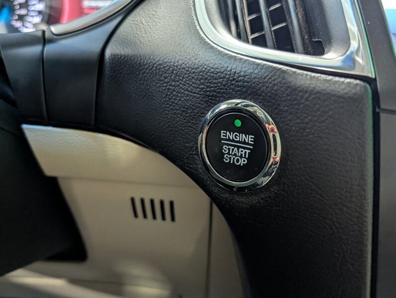 2020 Ford Edge Titanium - Photo 35 - Calgary, AB T2B 2Y9