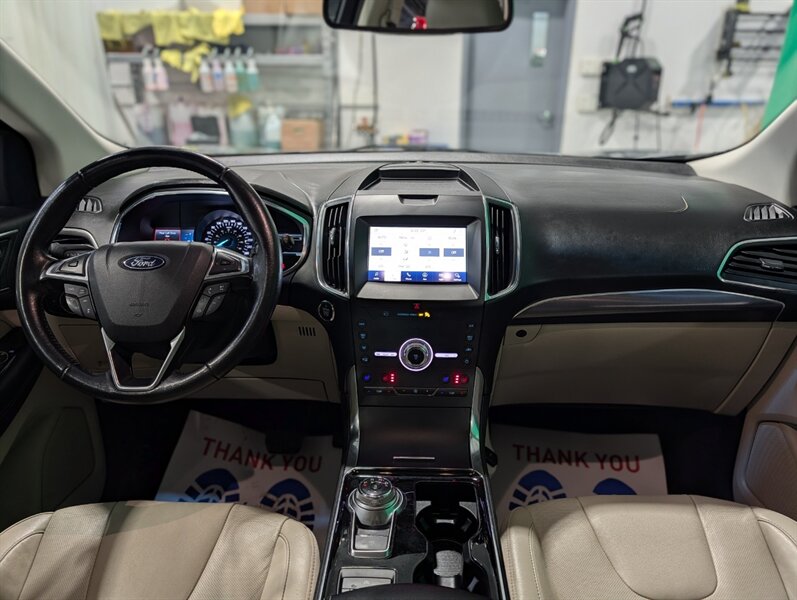 2020 Ford Edge Titanium - Photo 16 - Calgary, AB T2B 2Y9