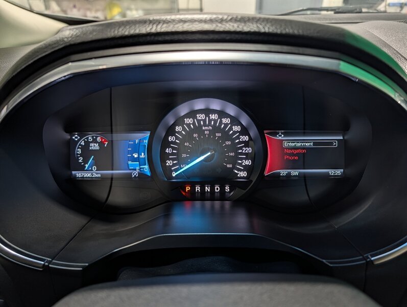 2020 Ford Edge Titanium - Photo 23 - Calgary, AB T2B 2Y9