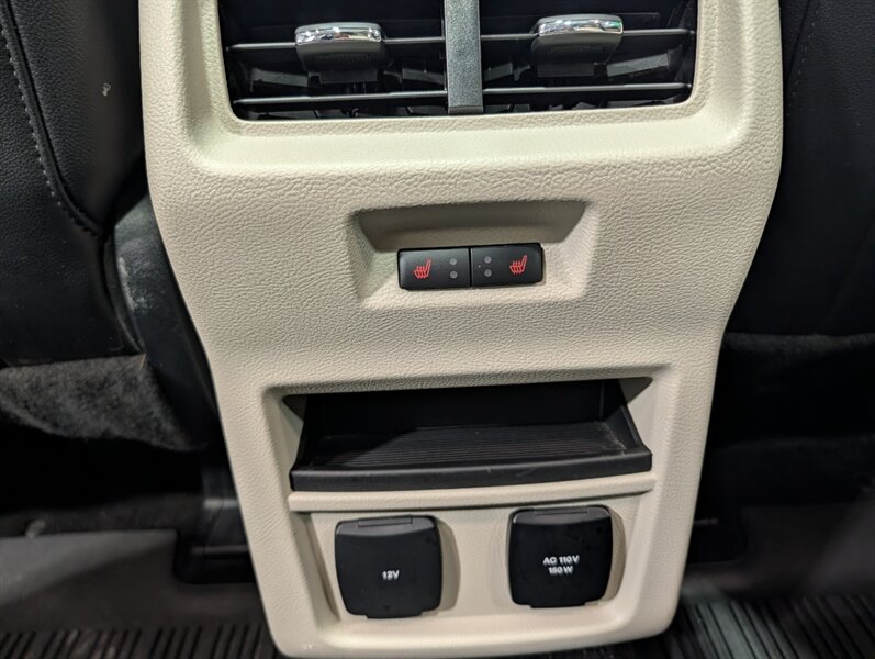 2020 Ford Edge Titanium - Photo 29 - Calgary, AB T2B 2Y9