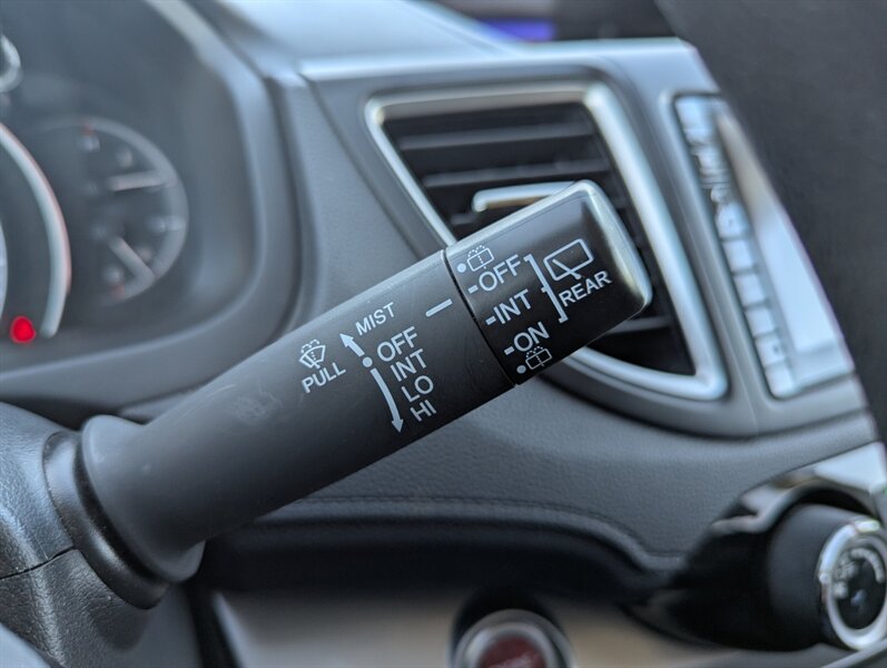 2015 Honda CR-V SE - Photo 19 - Calgary, AB T2B 2Y9