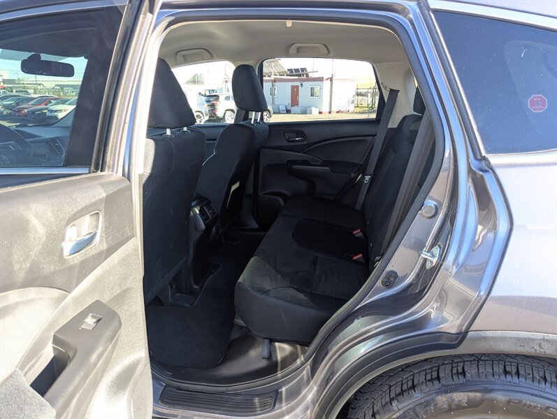 2015 Honda CR-V SE - Photo 30 - Calgary, AB T2B 2Y9