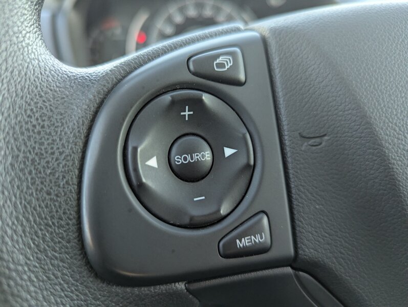 2015 Honda CR-V SE - Photo 15 - Calgary, AB T2B 2Y9