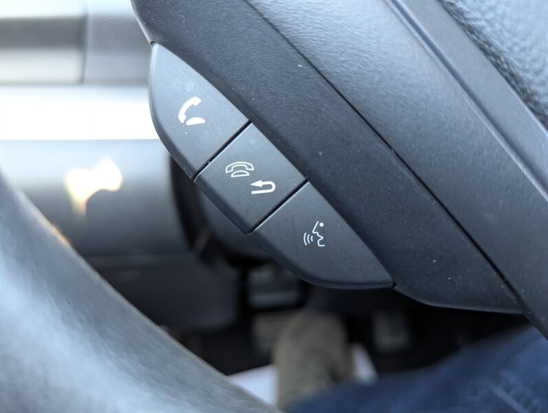 2015 Honda CR-V SE - Photo 17 - Calgary, AB T2B 2Y9