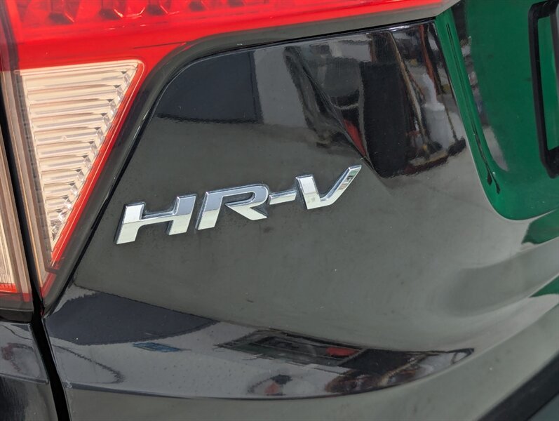 2017 Honda HR-V LX - Photo 36 - Calgary, AB T2B 2Y9