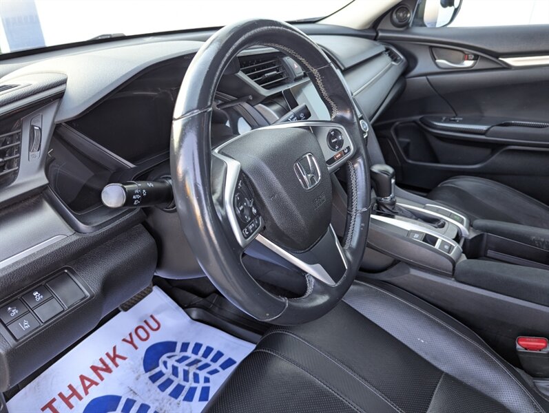 2018 Honda Civic LX w/Honda Sensing - Photo 12 - Calgary, AB T2B 2Y9
