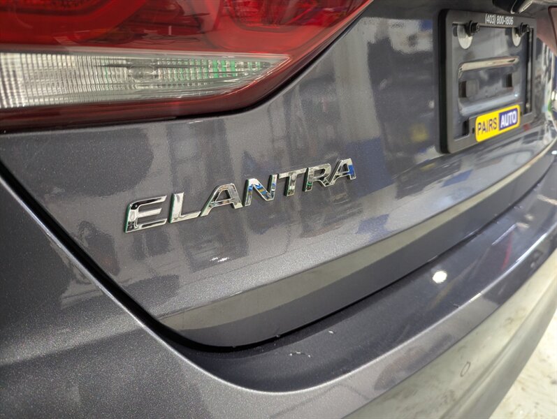 2018 Hyundai ELANTRA Limited - Photo 37 - Calgary, AB T2B 2Y9