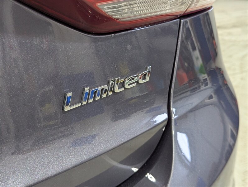 2018 Hyundai ELANTRA Limited - Photo 39 - Calgary, AB T2B 2Y9