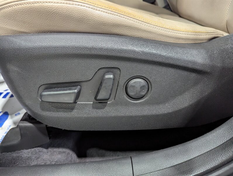 2016 Hyundai TUCSON Sport - Photo 11 - Calgary, AB T2B 2Y9