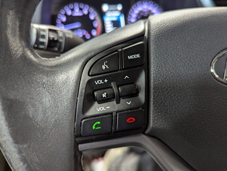 2016 Hyundai TUCSON Sport - Photo 16 - Calgary, AB T2B 2Y9