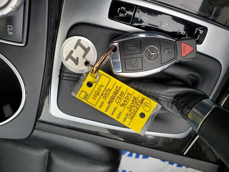 2014 Mercedes-Benz C 300 Luxury 4MATIC - Photo 36 - Calgary, AB T2B 2Y9