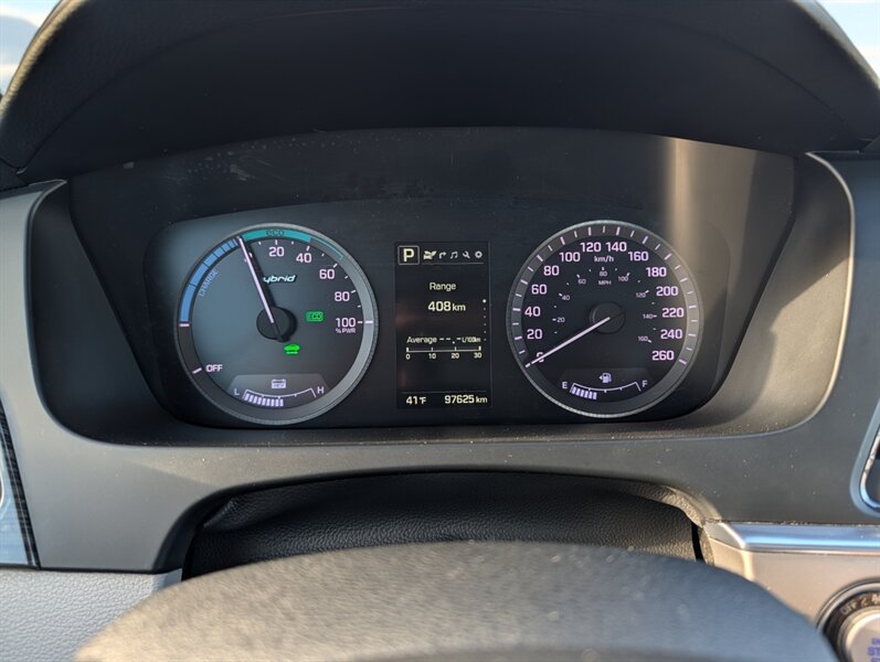 2016 Hyundai SONATA Hybrid Limited - Photo 22 - Calgary, AB T2B 2Y9