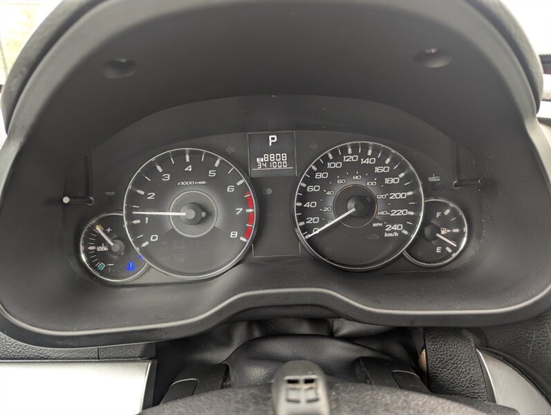 2011 Subaru Outback 2.5i Premium   - Photo 15 - Calgary, AB T2B 2Y9