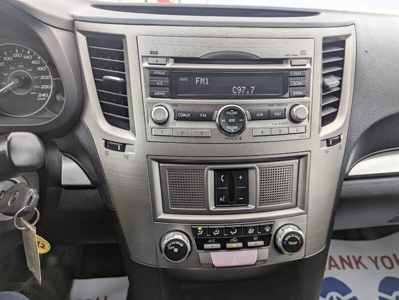 2011 Subaru Outback 2.5i Premium   - Photo 21 - Calgary, AB T2B 2Y9