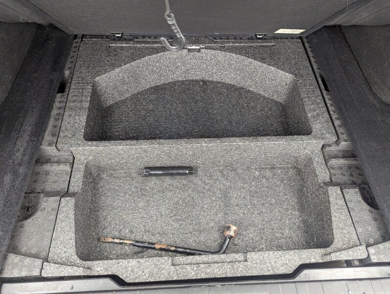 2011 Subaru Outback 2.5i Premium   - Photo 34 - Calgary, AB T2B 2Y9