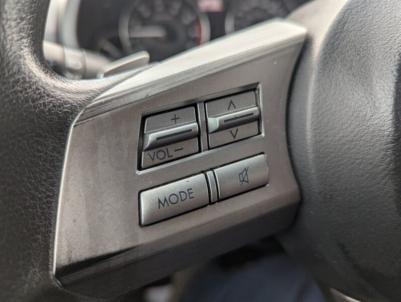 2011 Subaru Outback 2.5i Premium   - Photo 16 - Calgary, AB T2B 2Y9