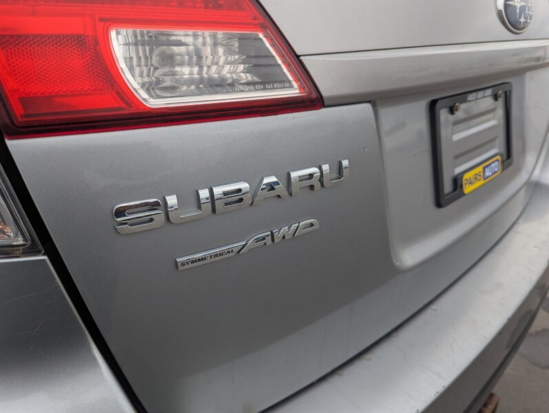 2011 Subaru Outback 2.5i Premium   - Photo 37 - Calgary, AB T2B 2Y9