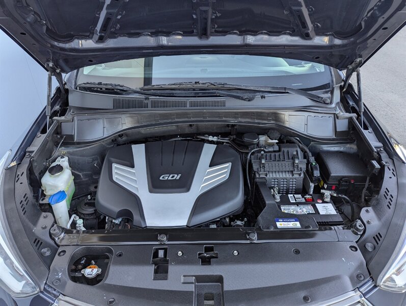 2017 Hyundai SANTA FE SE - Photo 41 - Calgary, AB T2B 2Y9
