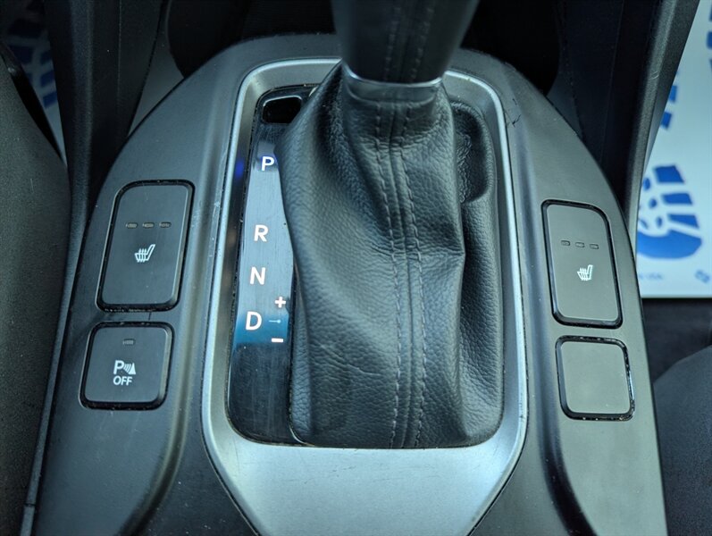 2017 Hyundai SANTA FE SE - Photo 24 - Calgary, AB T2B 2Y9
