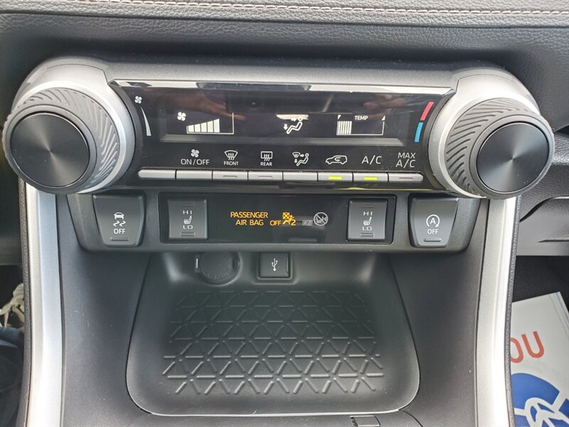 2022 Toyota RAV4 LE - Photo 22 - Calgary, AB T2B 2Y9