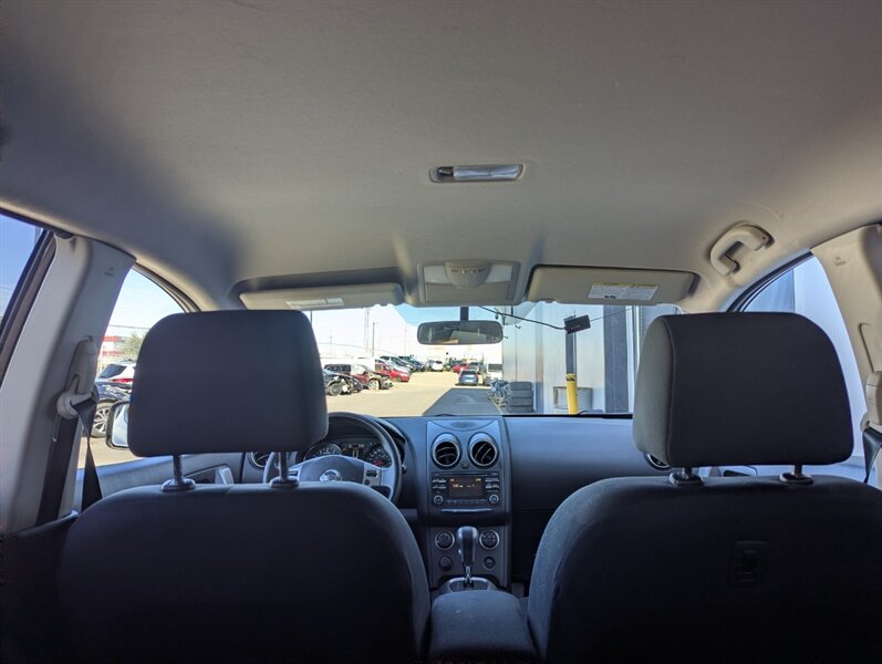 2013 Nissan Rogue SV - Photo 36 - Calgary, AB T2B 2Y9