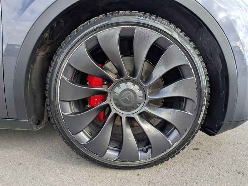 2021 Tesla Model Y Performance - Photo 42 - Calgary, AB T2B 2Y9