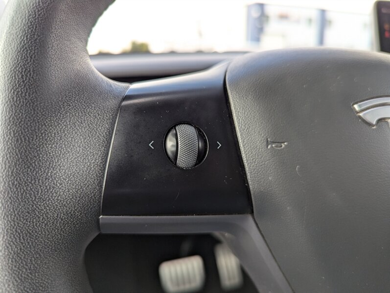 2021 Tesla Model Y Performance - Photo 22 - Calgary, AB T2B 2Y9