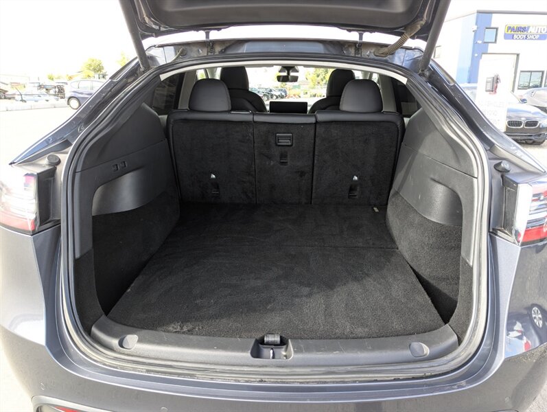 2021 Tesla Model Y Performance - Photo 34 - Calgary, AB T2B 2Y9