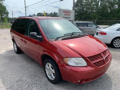 2006 Dodge Grand Caravan SXT   - Photo 1 - Rocky Mount, NC 27803