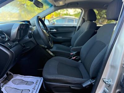 2012 Chevrolet Orlando LT - Photo 7 - Oshawa, ON L1H 3M2