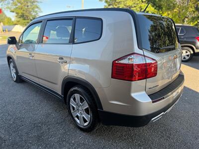 2012 Chevrolet Orlando LT - Photo 4 - Oshawa, ON L1H 3M2
