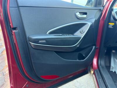 2017 Hyundai SANTA FE Sport 2.0T   - Photo 10 - Oshawa, ON L1H 3M2