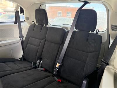 2017 Dodge Grand Caravan SE - Photo 11 - Oshawa, ON L1H 3M2