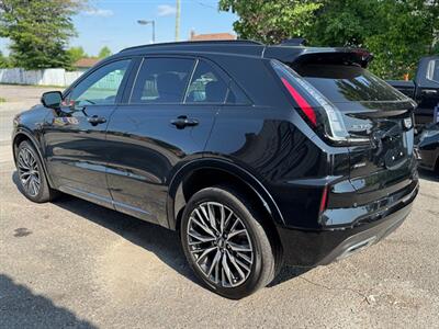 2024 Cadillac XT4 Sport   - Photo 4 - Oshawa, ON L1H 3M2