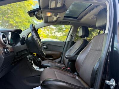 2016 Chevrolet Trax LT  AWD - Photo 7 - Oshawa, ON L1H 3M2