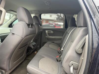 2011 Chevrolet Traverse LS   - Photo 9 - Oshawa, ON L1H 3M2