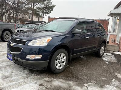 2011 Chevrolet Traverse LS   - Photo 3 - Oshawa, ON L1H 3M2
