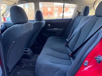 2012 Nissan Versa 1.8 S   - Photo 9 - Oshawa, ON L1H 3M2