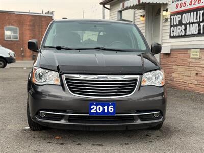2016 Chrysler Town & Country Touring-L   - Photo 2 - Oshawa, ON L1H 3M2