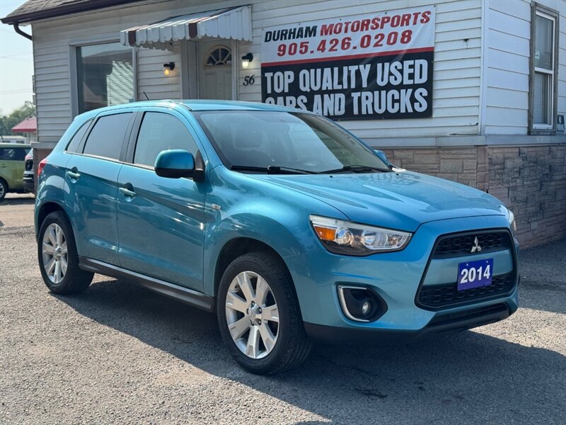 2014 Mitsubishi RVR SE  