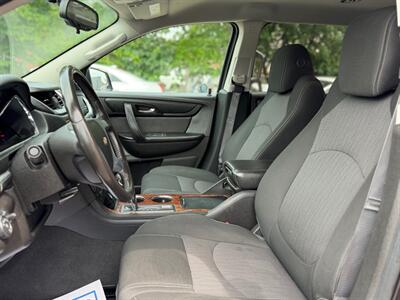 2013 Chevrolet Traverse LT AWD - Photo 7 - Oshawa, ON L1H 3M2