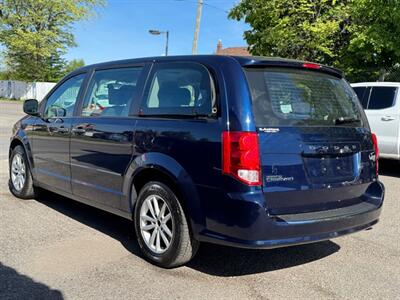 2017 Dodge Grand Caravan SE   - Photo 4 - Oshawa, ON L1H 3M2