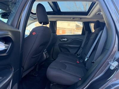 2017 Jeep Cherokee Latitude 75th Anniversary - Photo 14 - Oshawa, ON L1H 3M2