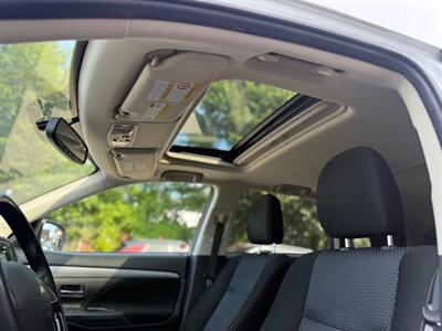 2017 Mitsubishi Outlander ES   - Photo 8 - Oshawa, ON L1H 3M2