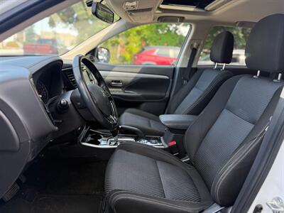 2017 Mitsubishi Outlander ES   - Photo 7 - Oshawa, ON L1H 3M2