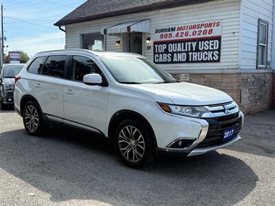 2017 Mitsubishi Outlander ES   - Photo 1 - Oshawa, ON L1H 3M2
