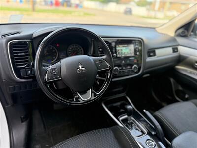 2017 Mitsubishi Outlander ES   - Photo 9 - Oshawa, ON L1H 3M2